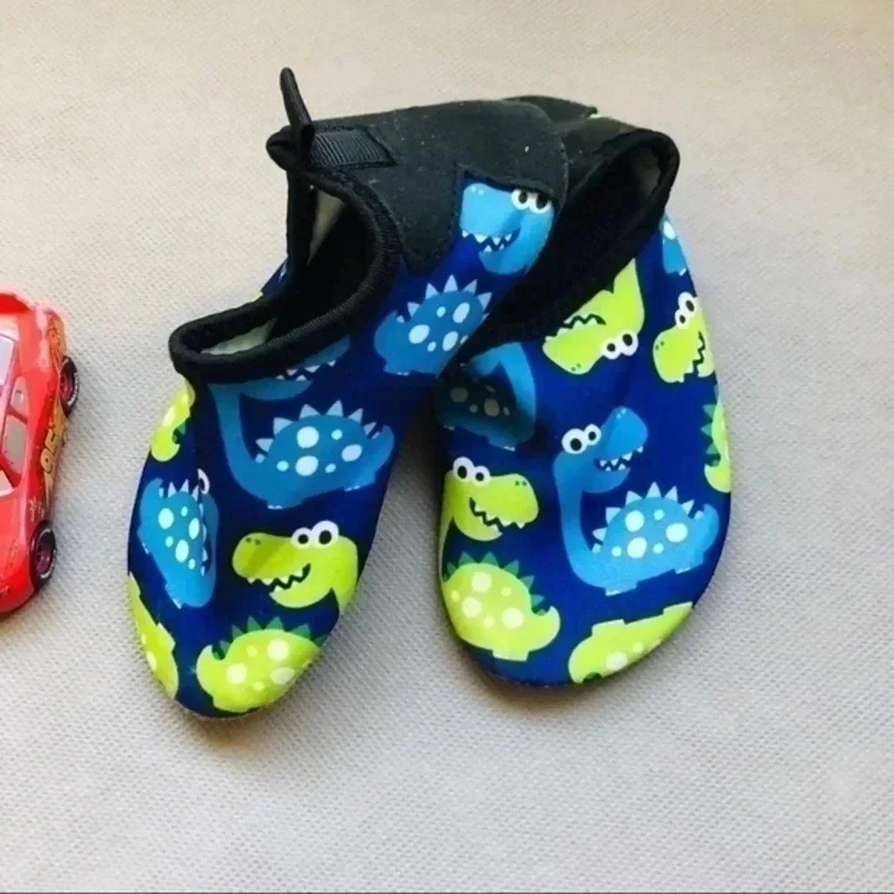 Toddler boy watershoes/dino themed/sz22/23…